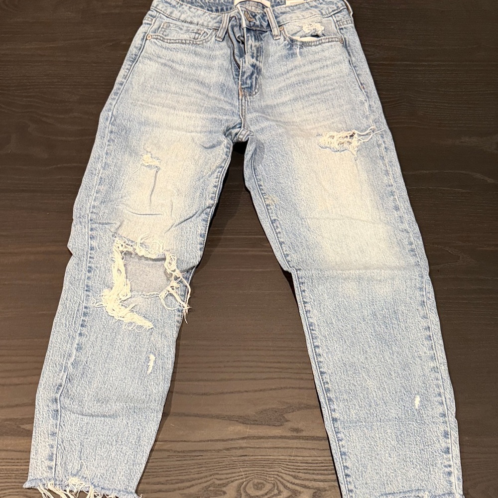 eunina Light Wash Ripped Skinny Jeans